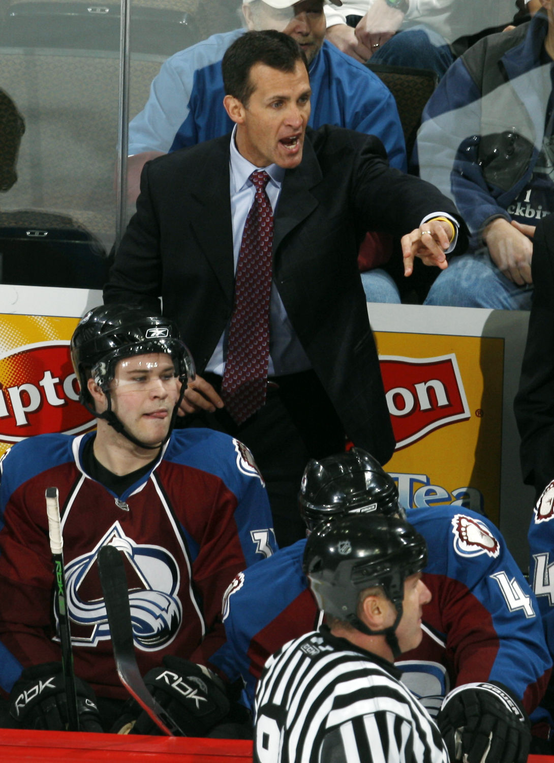 Avalanche vs. Canucks